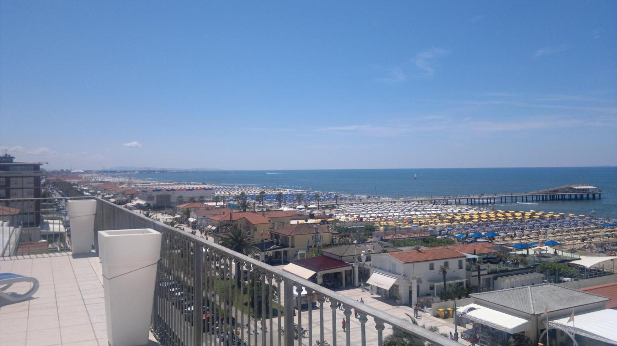 Hotel Sole E Mare Lido di Camaiore Exterior foto