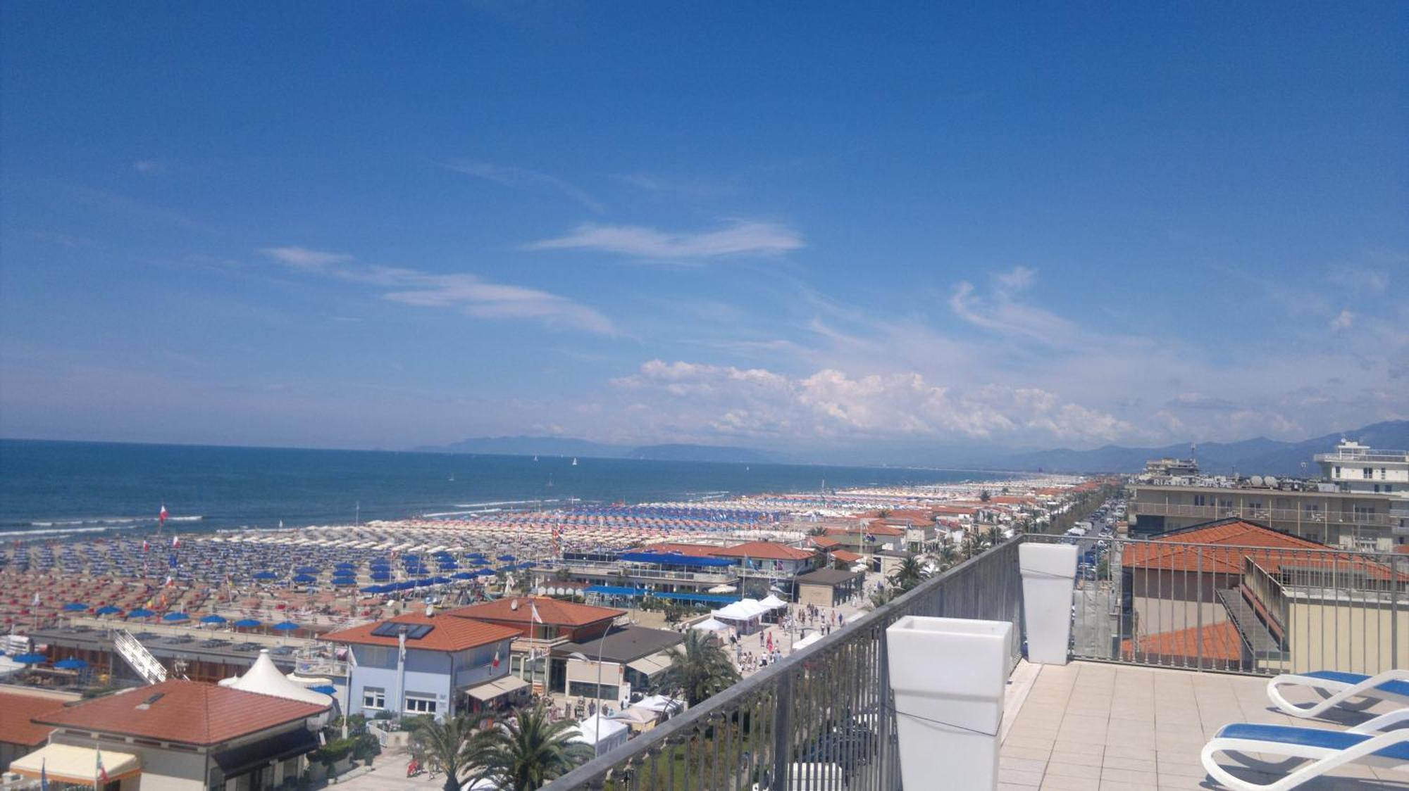 Hotel Sole E Mare Lido di Camaiore Exterior foto