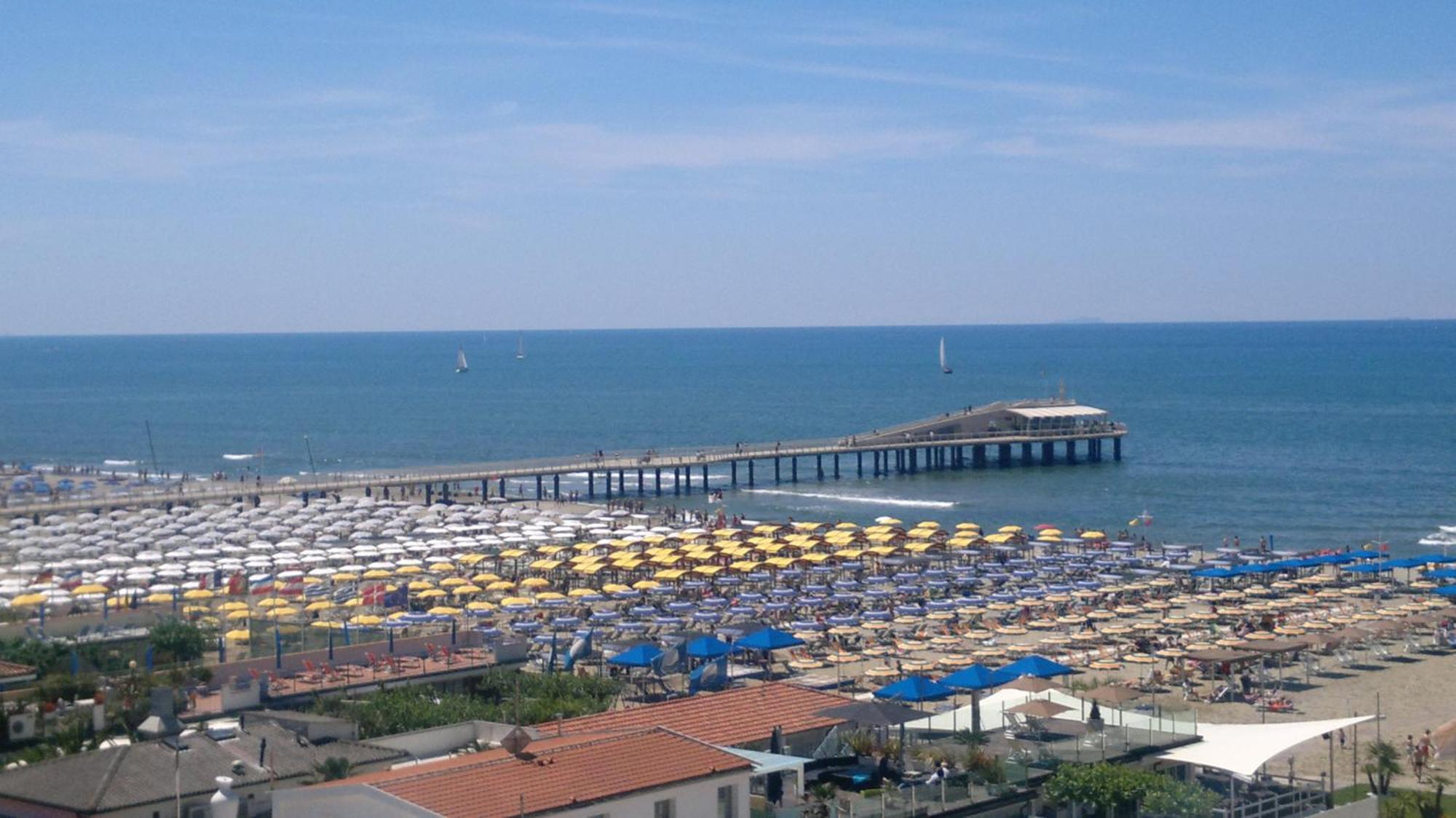 Hotel Sole E Mare Lido di Camaiore Exterior foto