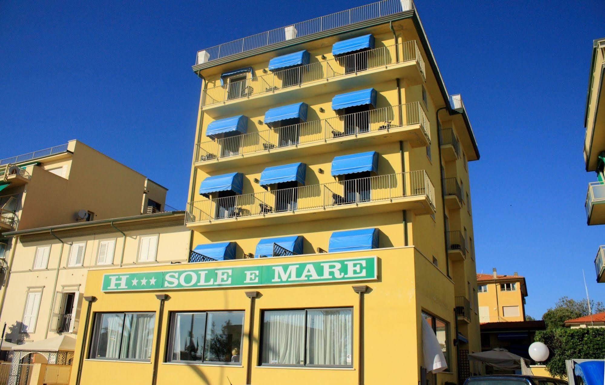 Hotel Sole E Mare Lido di Camaiore Exterior foto